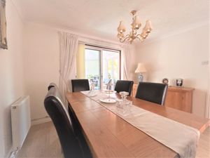 Dining Room- click for photo gallery